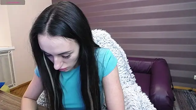 JenniferStone online show from April 19, 7:19 am