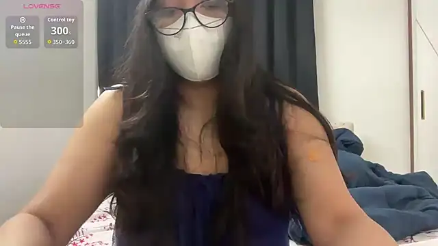 oviyakalra online show from December 3, 5:10 am