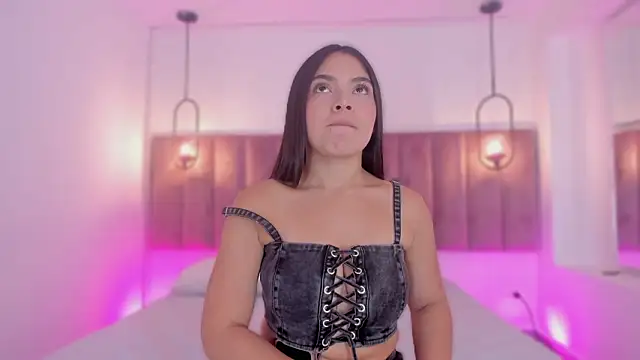 Haily b online show from February 2, 9:14 pm