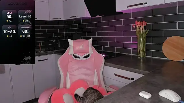 ShaiyaMinn3 online show from March 12, 7:27 pm