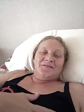 wetnwildforyou online show from September 9, 8:08 pm