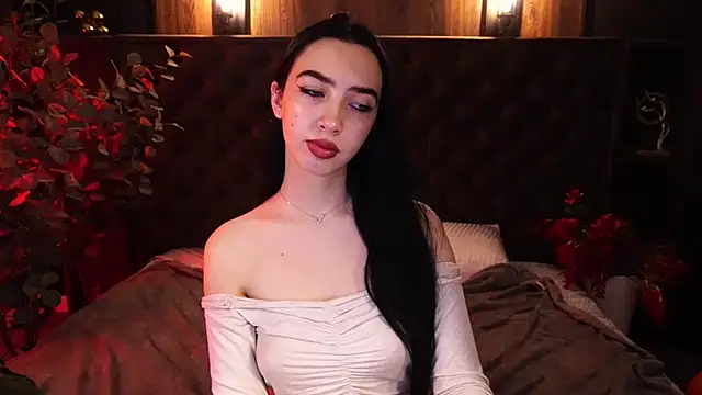 WildKittenX  online show from November 6, 6:52 am