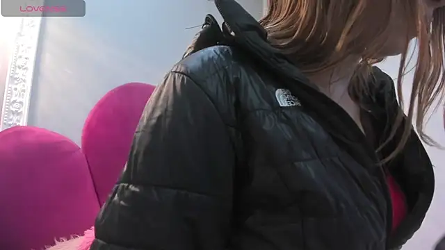 Bonniie 22 online show from April 20, 12:41 pm