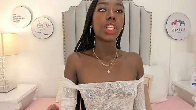 SamantaMarquez online show from December 2, 8:11 pm