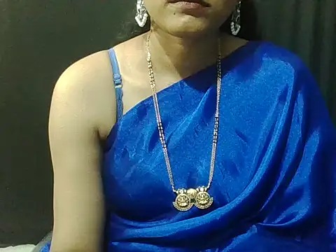Snapshot of sugandha_bhabhi chatting on October 8, 5:50 pm sugandha bhabhi online show from October 8, 5:50 pm