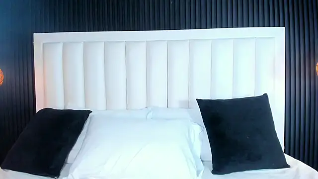 Snapshot of MeganFoxterr chatting on September 18, 5:33 pm MeganFoxterr online show from September 18, 5:33 pm
