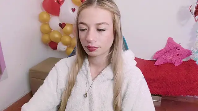 hannah 026 online show from September 15, 12:46 pm