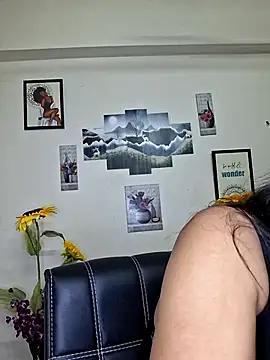 Noor-Bold online show from November 24, 8:05 am