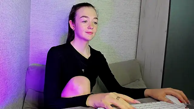 Snapshot of imyourdreams chatting on September 27, 3:52 pm imyourdreams online show from September 27, 3:52 pm