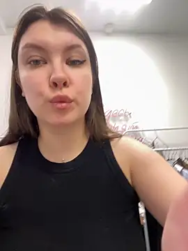 HannaJohnson online show from September 18, 6:12 am