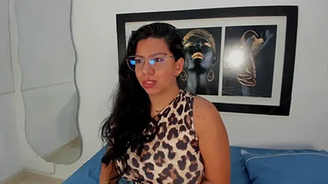 emilyy cooperr online show from January 15, 1:28 pm