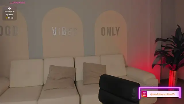 MaddisonCollins online show from December 18, 11:04 am