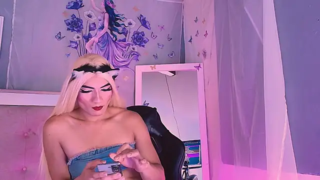 Emily Castillo 1 online show from March 8, 4:38 am