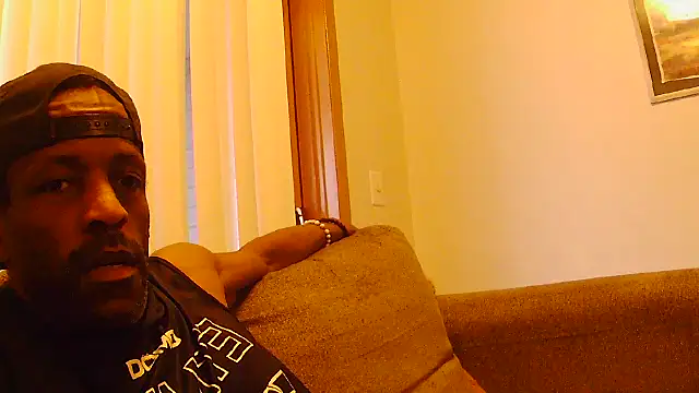 TheComfortBroker online show from December 21, 7:51 pm