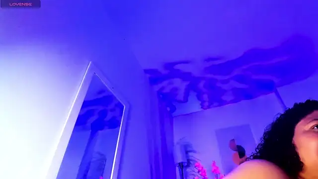 Ayliinn  online show from March 6, 2:17 am