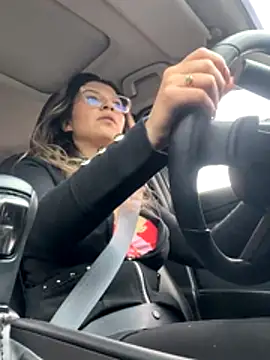 Isabella Varella online show from November 26, 2:18 pm