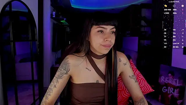 Saraa Desiree online show from March 22, 3:12 am