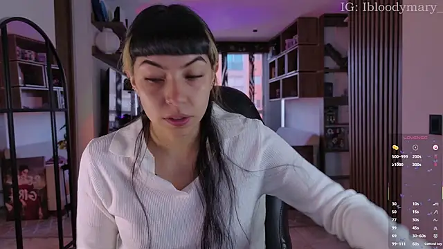 Saraa Desiree online show from June 3, 2:55 pm