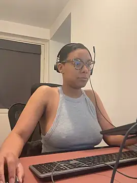 Melia Rayne online show from March 13, 10:49 am