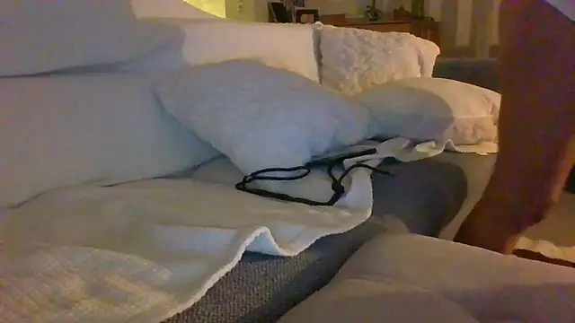 Snapshot of Valentinette chatting on October 7, 7:51 pm Valentinette online show from October 7, 7:51 pm