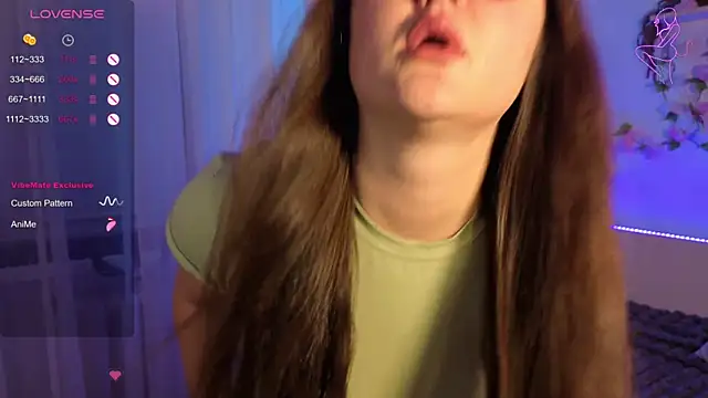 MiraLuccian online show from September 8, 7:13 pm