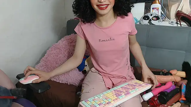 Amala Hott online show from November 20, 5:19 am