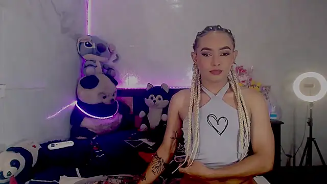 Snapshot of KimberlyXtreme chatting on September 11, 2:23 am KimberlyXtreme online show from September 11, 2:23 am