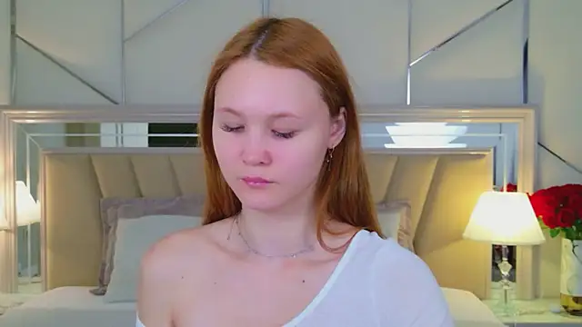 AmeliRoyse online show from February 3, 5:06 pm