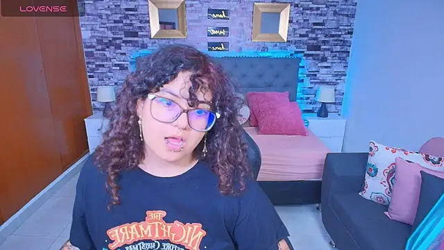  Lilly miller online show from November 5, 5:40 pm