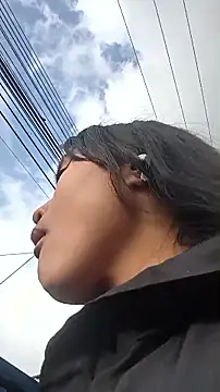 bella warzon online show from November 18, 9:27 pm