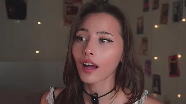 EditaBails online show from October 22, 7:08 pm