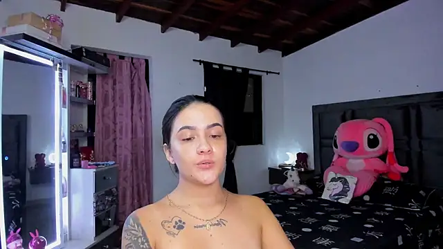 Paulet Johnson online show from April 28, 11:52 pm