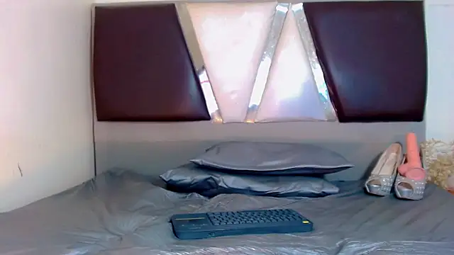 alexsandra kiss online show from November 17, 3:57 pm