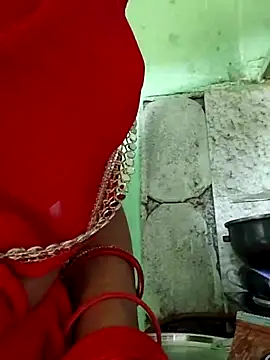 Hotty-Nidhi online show from February 15, 7:51 am