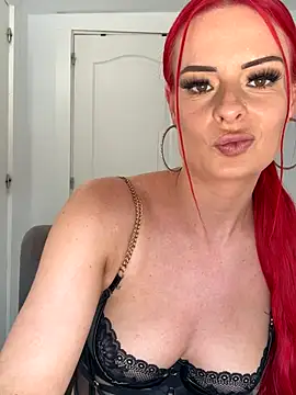 FariBanxOfficial online show from September 26, 2:04 pm