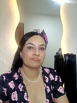 megan milf79 online show from March 7, 9:00 pm