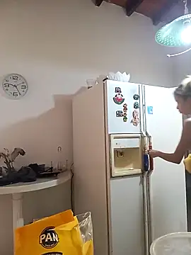 Sexi girl29 online show from April 17, 1:24 pm