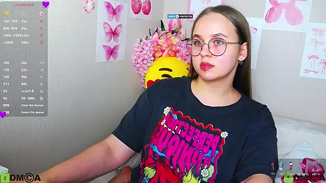 Lilysweet13 online show from September 14, 1:53 pm