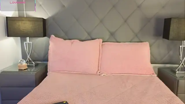 Alexa Madisson online show from November 19, 8:31 pm