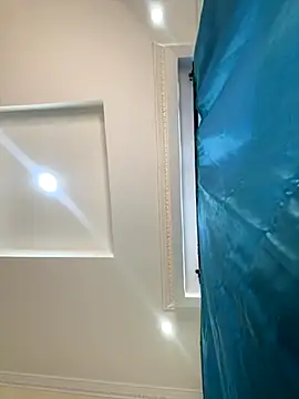 Ivelleee  online show from November 1, 10:14 pm