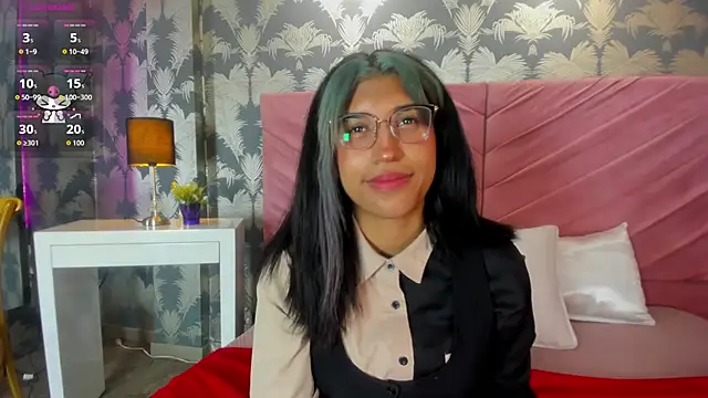 Karin Ks online show from November 19, 7:58 pm