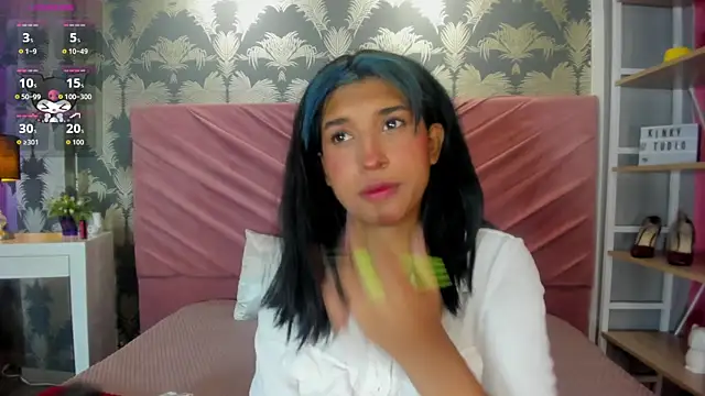 Karin Ks online show from November 11, 7:33 pm