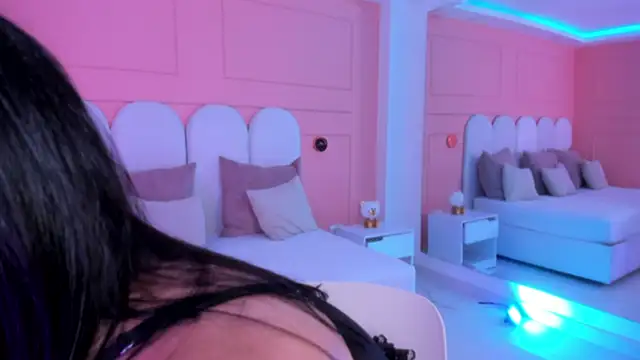 eva sainnt online show from February 28, 4:45 am