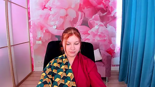 AngelinaLow online show from March 24, 12:43 pm