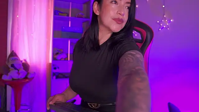 Madison Mayer online show from March 9, 1:03 pm