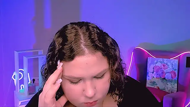 Snapshot of FlorenceAnderson chatting on September 14, 9:07 am FlorenceAnderson online show from September 14, 9:07 am