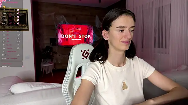 TwinTemptations online show from November 1, 10:36 pm