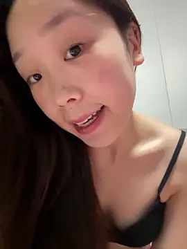 Snapshot of Minnie-66 chatting on September 15, 10:56 am Minnie-66 online show from September 15, 10:56 am