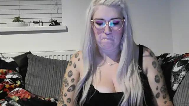 Sizzling Indie36 online show from September 27, 12:18 am