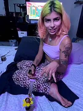 Snapshot of Harley_cams chatting on October 2, 4:06 am Harley cams online show from October 2, 4:06 am